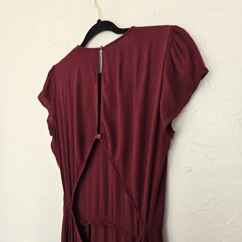 Gavin Sleeveless Burgundy Midi Dress with Side Slit - Picture 7 of 11